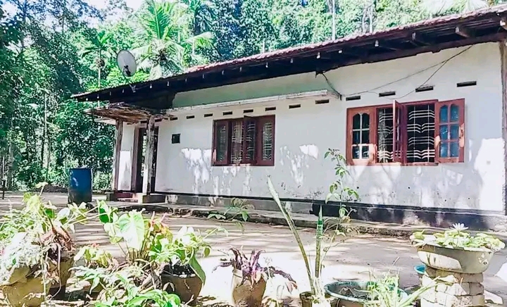 House Sale In Kaburupitiya