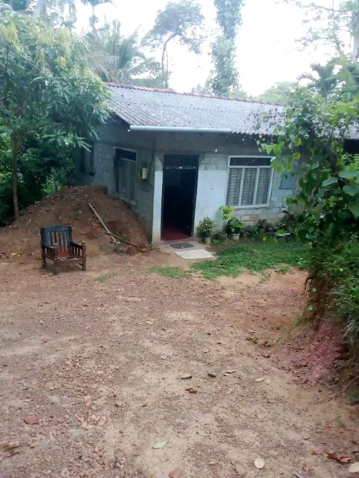 House Sale In Kaluthara