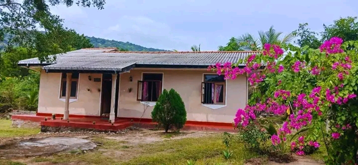 House Sale in Katharagama
