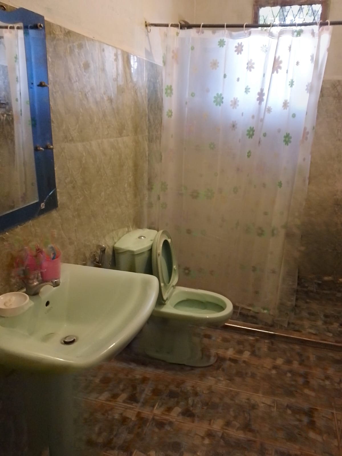 House Image 4