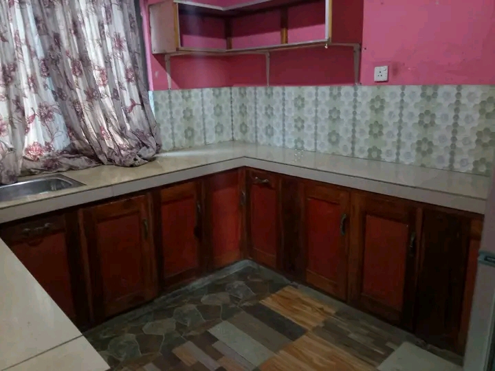 House Image 3