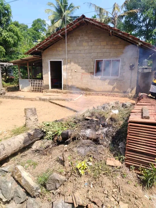 House Sale in Hanwella