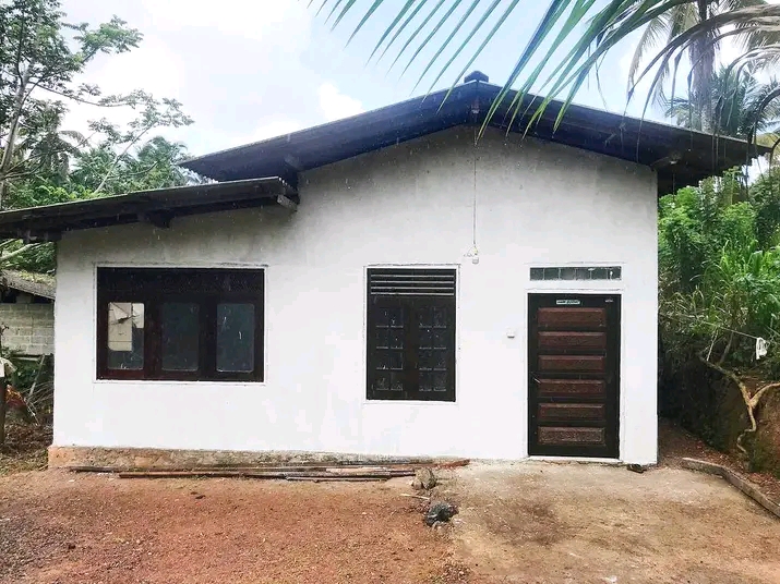 House Sale in Minuwangoda