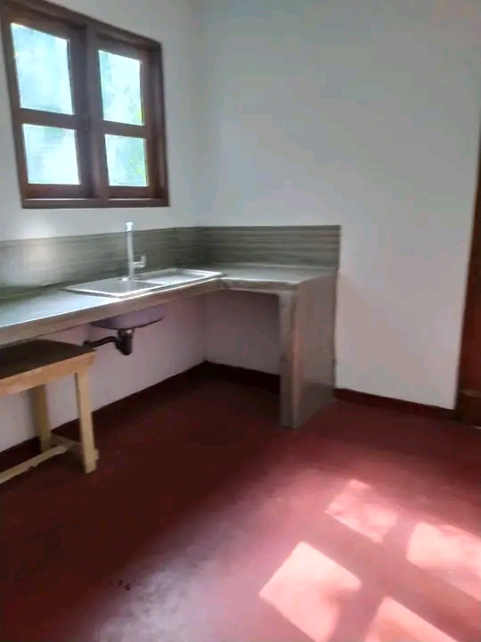 House Image 3