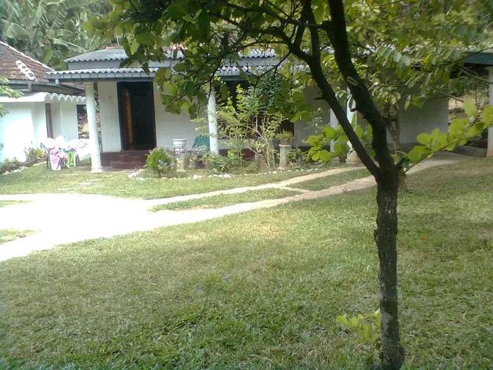 House Sale in Ampitiya