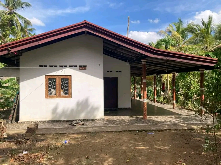 House Sale in Veerakatiya