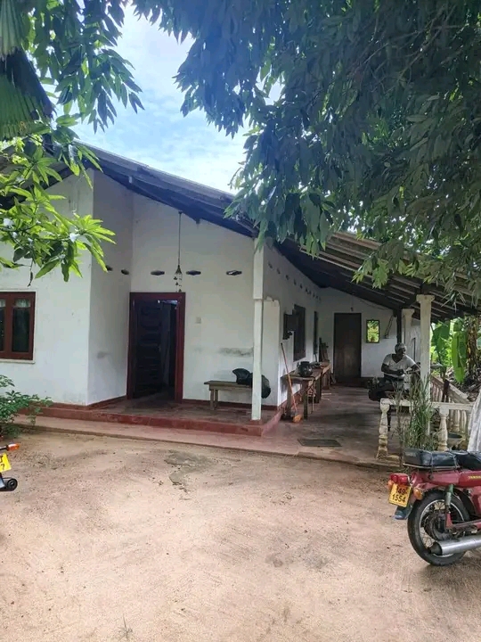 House Sale in Kosgama