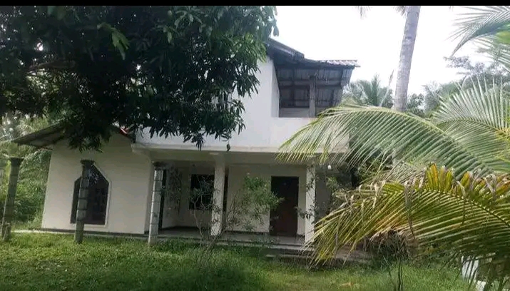 House Sale in Minuwangate