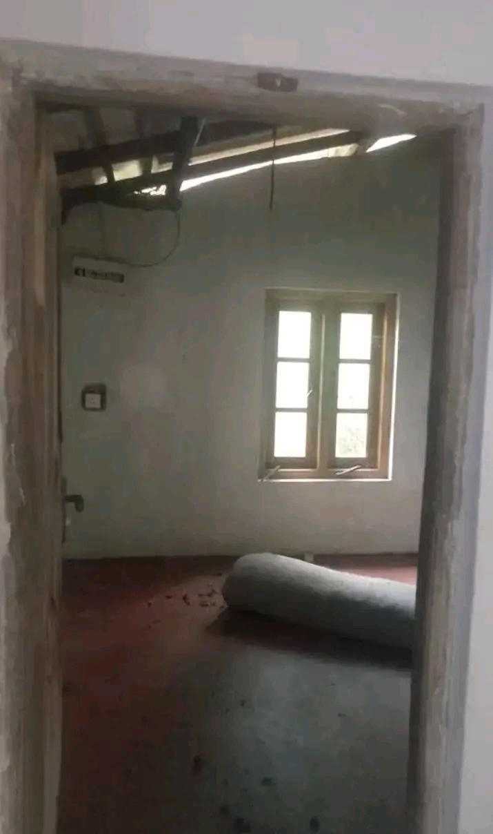 House Image 3