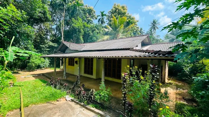 House Sale in Polgahawela