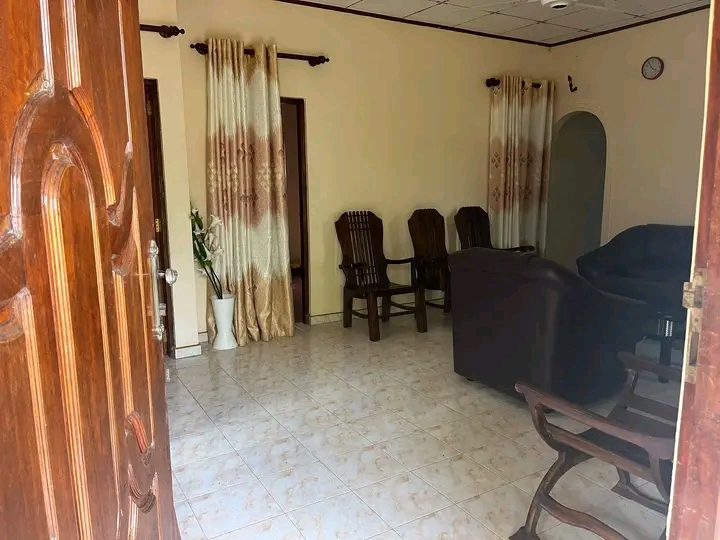 House Image 2