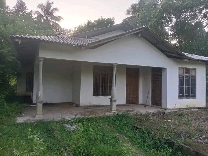 House Sale in Mahawa