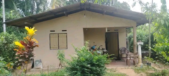 House Sale in Mirigama